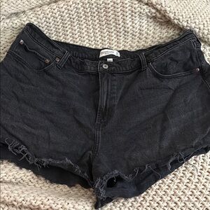Abercrombie 90s Relaxed Cutoff Short Size 20